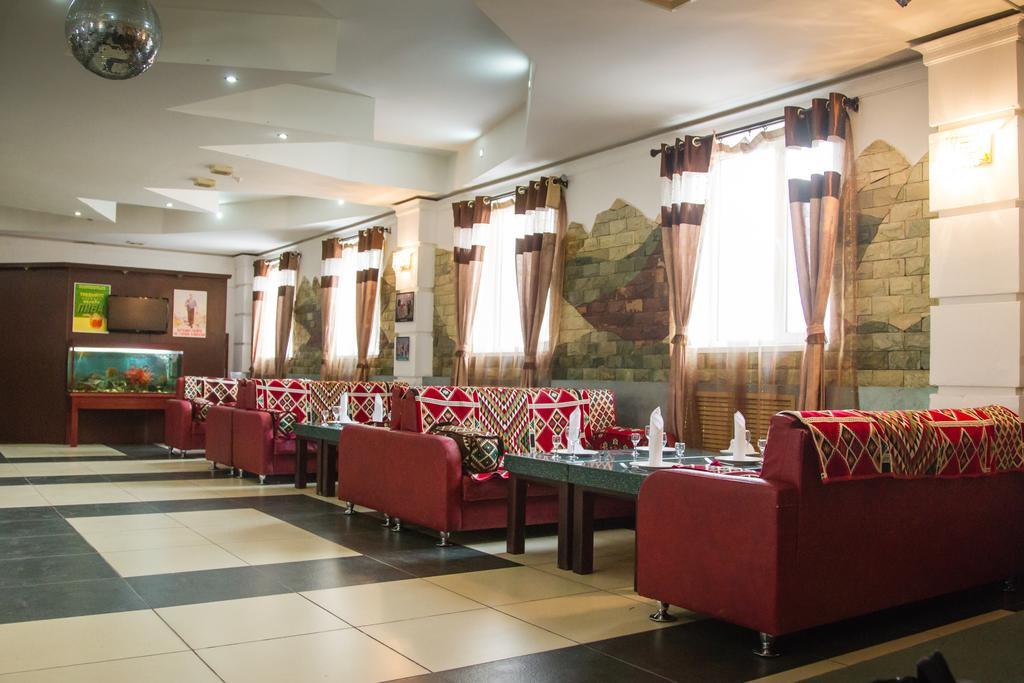 Diar Hotel Атирау Екстер'єр фото