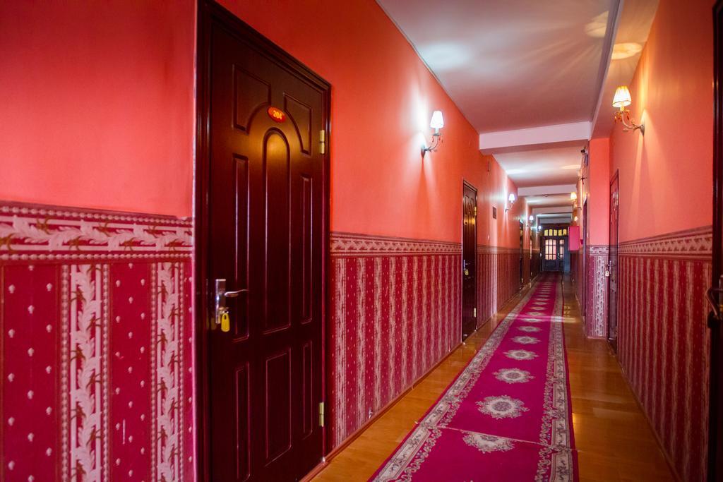 Diar Hotel Атирау Екстер'єр фото